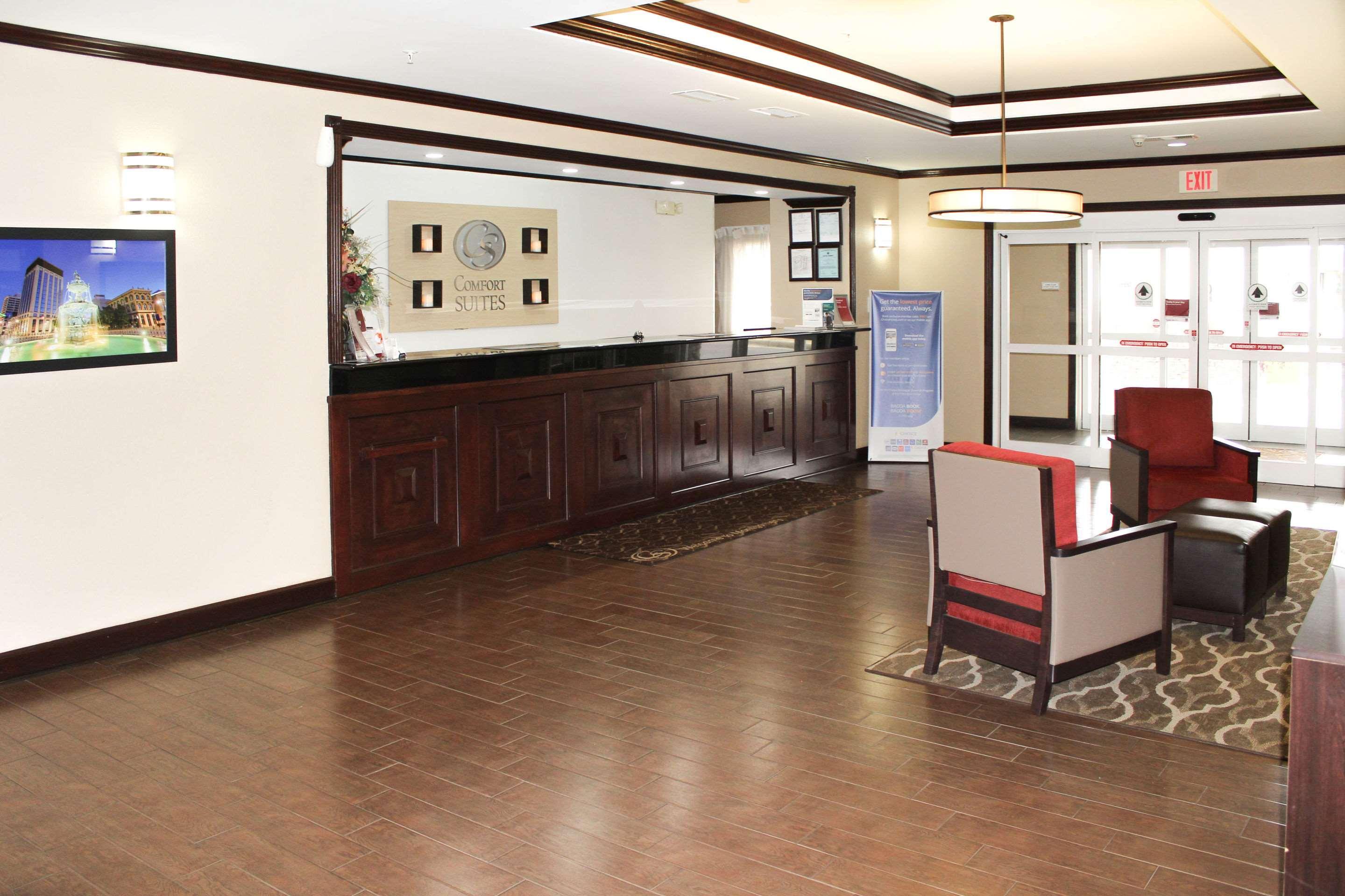 Comfort Suites Montgomery East Monticello Dr Buitenkant foto